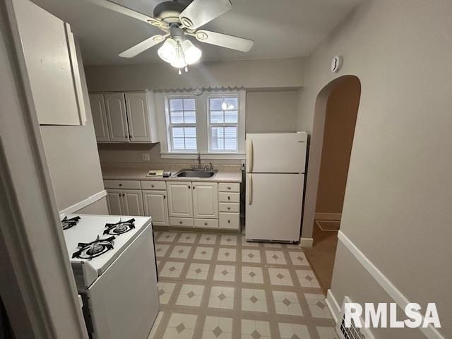 528 ROSEHILL Avenue, Springfield, IL 62704