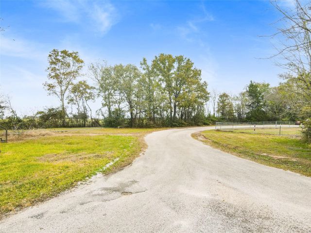 7 & 9 Julie Beth Street, Huntsville, TX 77320