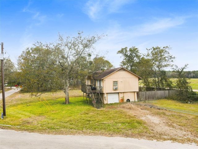 7 & 9 Julie Beth Street, Huntsville, TX 77320