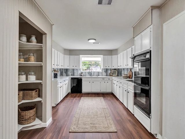 9605 Belfast Road, La Porte, TX 77571