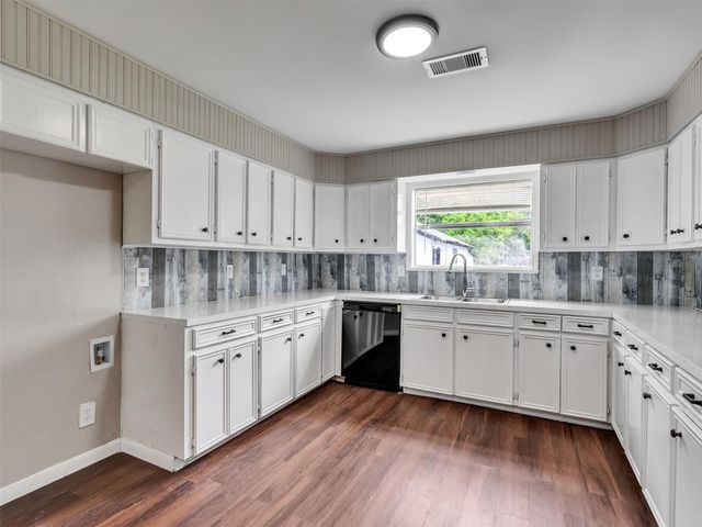 9605 Belfast Road, La Porte, TX 77571