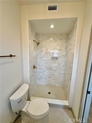 1241 W 22nd Street, Los Angeles, CA 90007