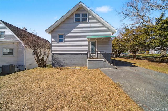 108 Sproat Street, Middletown, NY 10940