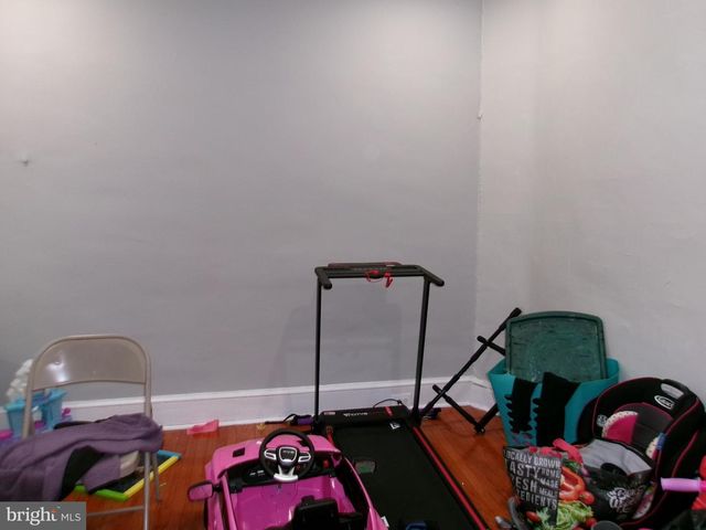 5805 MASTER ST, Philadelphia, PA 19131