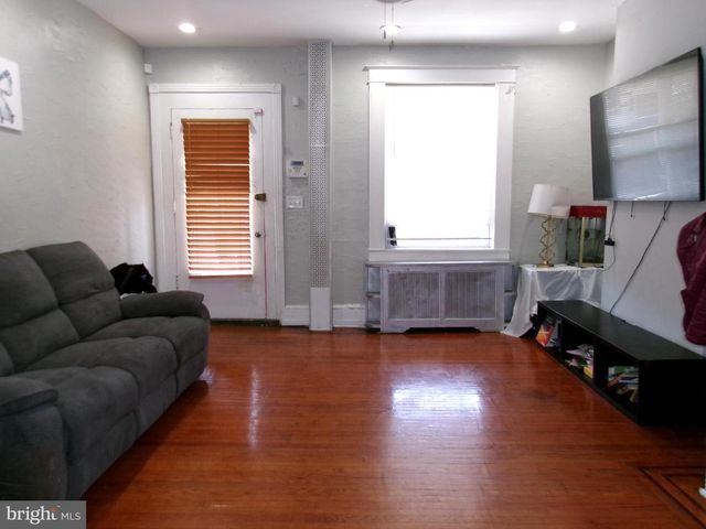 5805 MASTER ST, Philadelphia, PA 19131