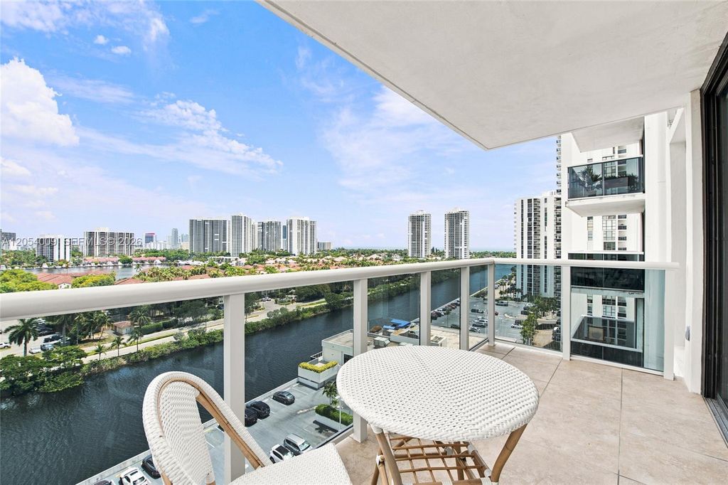 3625 N Country Club Drive 1210, Aventura, FL 33180