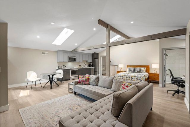 145 Central Avenue, Los Gatos, CA 95030