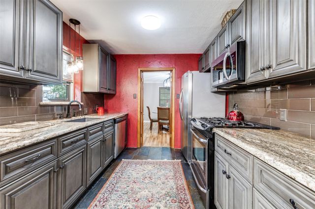 1722 14th Place, Plano, TX 75074