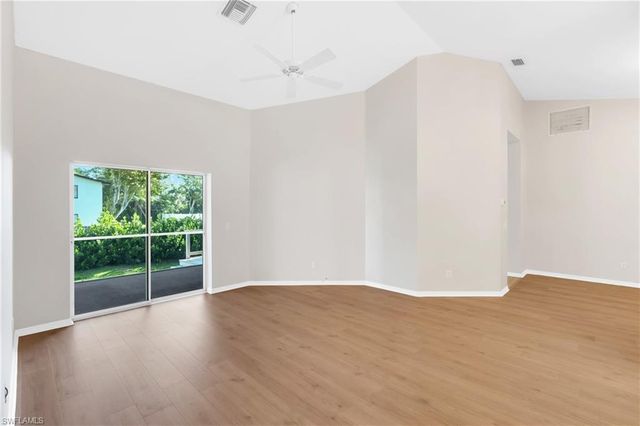 7894 Sandel Wood CIR W, Fort Myers, FL 33908