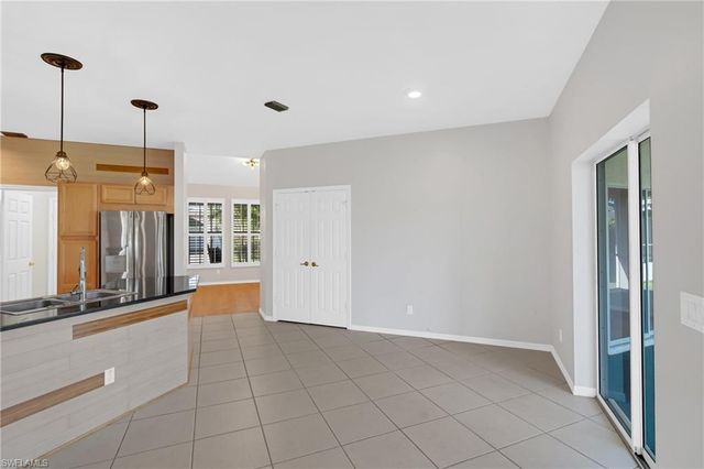 7894 Sandel Wood CIR W, Fort Myers, FL 33908