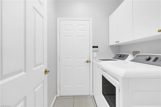 7894 Sandel Wood CIR W, Fort Myers, FL 33908