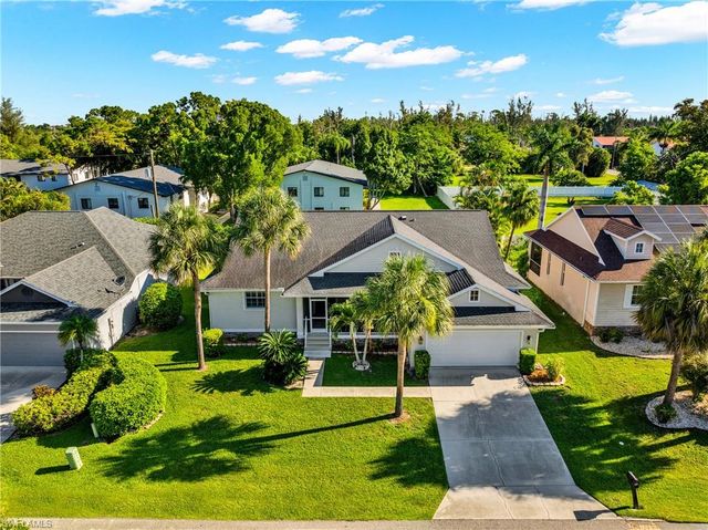 7894 Sandel Wood CIR W, Fort Myers, FL 33908