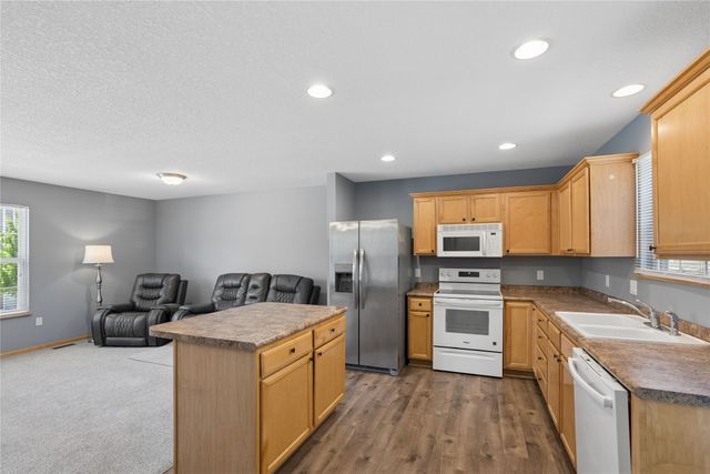 5509 Jordan Court, Johnston, IA 50131