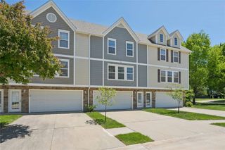 5509 Jordan Court, Johnston, IA 50131