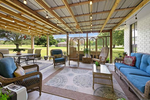 23135 Brian Rd, Zachary, LA 70791