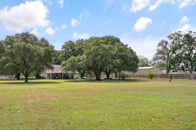 23135 Brian Rd, Zachary, LA 70791