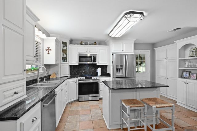 23135 Brian Rd, Zachary, LA 70791