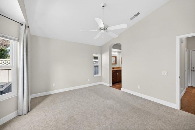 5757 Sandlewood Way, Roseville, CA 95747