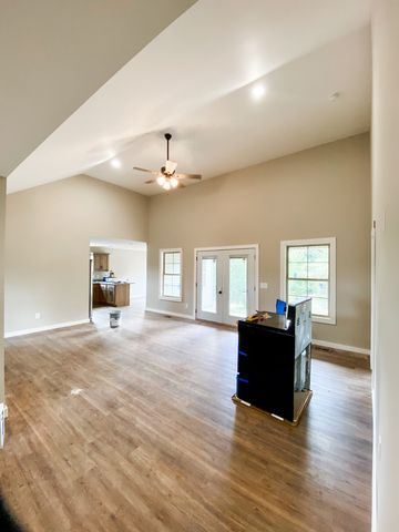 1281 Vickie Ln, Portland, TN 37148
