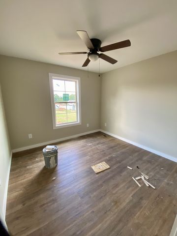1281 Vickie Ln, Portland, TN 37148