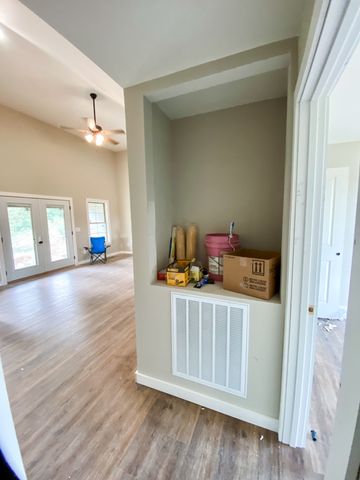 1281 Vickie Ln, Portland, TN 37148