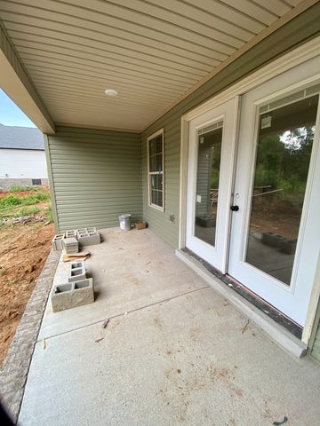 1281 Vickie Ln, Portland, TN 37148