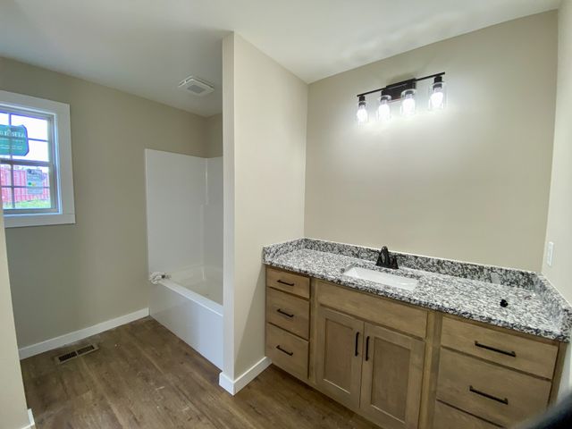 1281 Vickie Ln, Portland, TN 37148