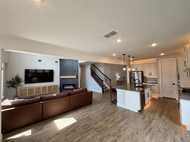 195 Grand Canyon WAY, Kyle, TX 78640
