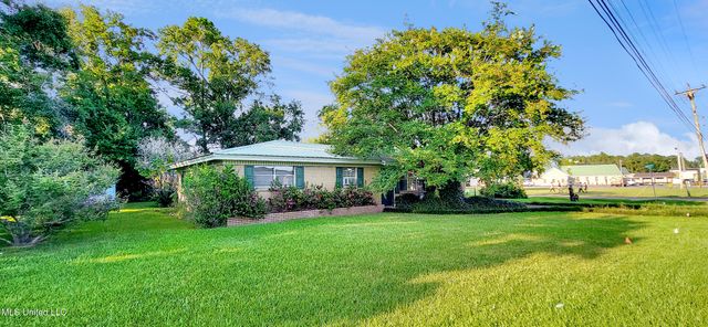 14224 Dedeaux Road, Gulfport, MS 39503