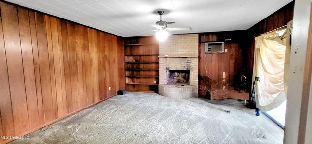 14224 Dedeaux Road, Gulfport, MS 39503