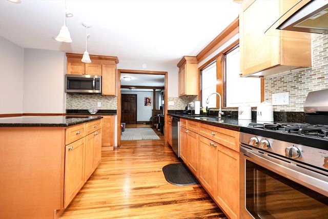 65 Clifford St 2, Boston, MA 02136