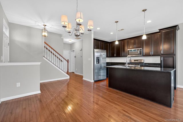 119 Meadow View Drive, Middletown, NY 10940