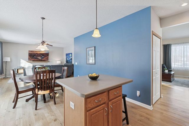 14280 Bayberry Trail, Rosemount, MN 55068