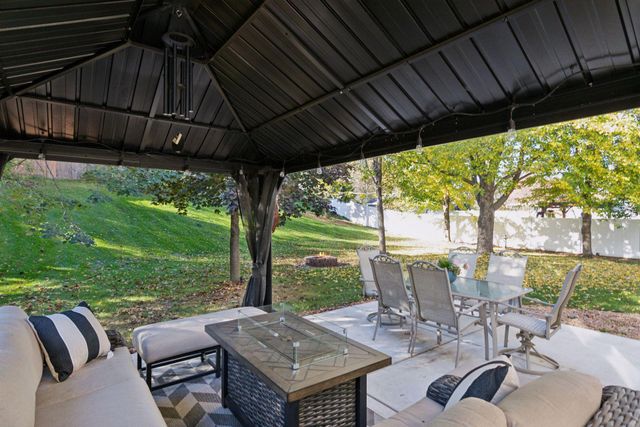 14280 Bayberry Trail, Rosemount, MN 55068