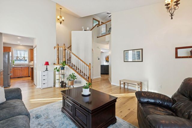 14280 Bayberry Trail, Rosemount, MN 55068