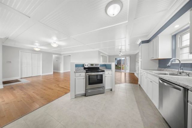 1609 Gainesway Drive, Worthington, KY 41183