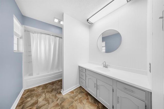 1609 Gainesway Drive, Worthington, KY 41183