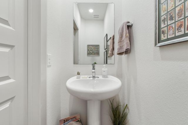 7713 Saddle Up DR, Austin, TX 78724