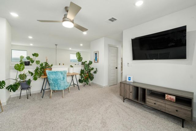 7713 Saddle Up DR, Austin, TX 78724