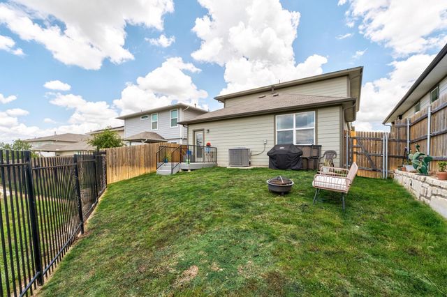 7713 Saddle Up DR, Austin, TX 78724
