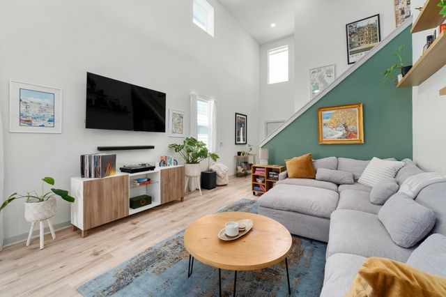 7713 Saddle Up DR, Austin, TX 78724