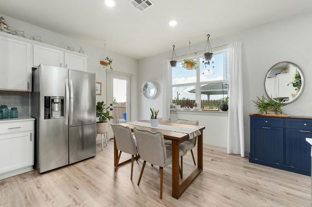 7713 Saddle Up DR, Austin, TX 78724