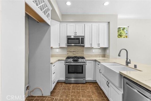 28403 Ravenna, Murrieta, CA 92563