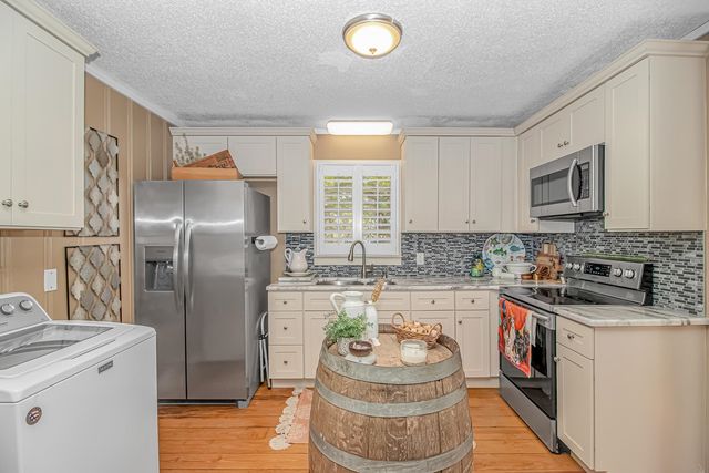 11619 Ocean Hwy., Pawleys Island, SC 29585