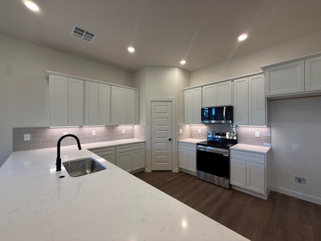 3001 138th Place, Lubbock, TX 79423