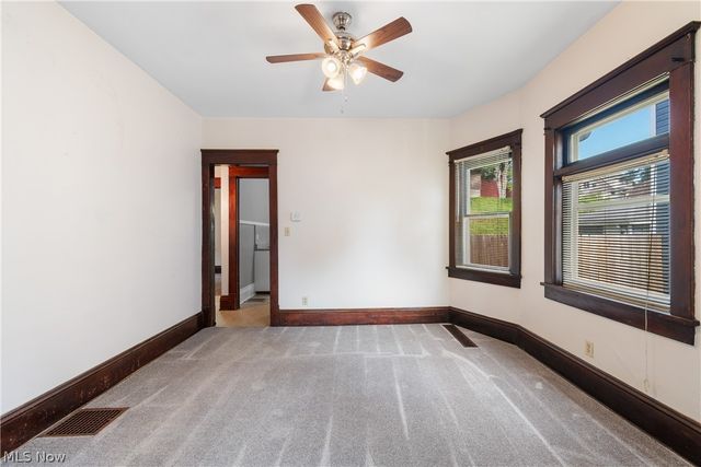 827 9th Street SW, Massillon, OH 44647