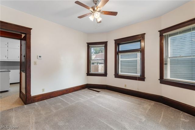 827 9th Street SW, Massillon, OH 44647