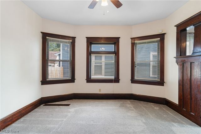 827 9th Street SW, Massillon, OH 44647