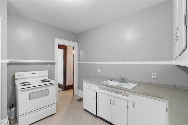 827 9th Street SW, Massillon, OH 44647