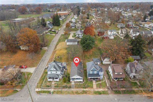 827 9th Street SW, Massillon, OH 44647